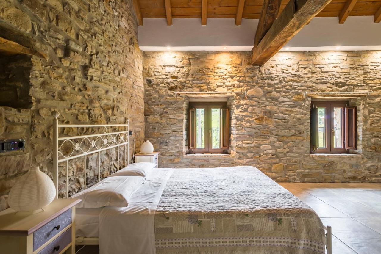 Agriturismo Il Salice Tizzano Val Parma Exterior photo