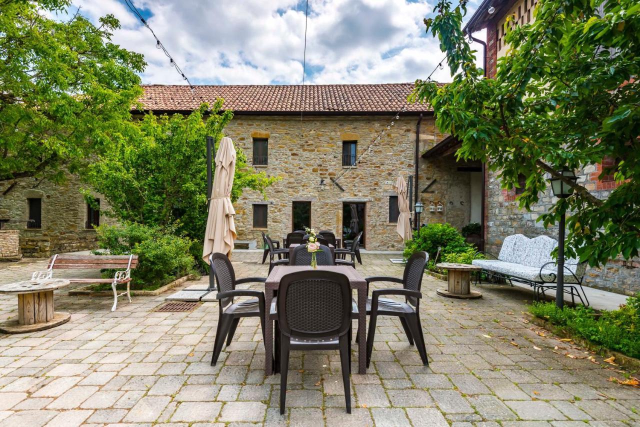 Agriturismo Il Salice Tizzano Val Parma Exterior photo